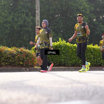 Runner Photo 6562501