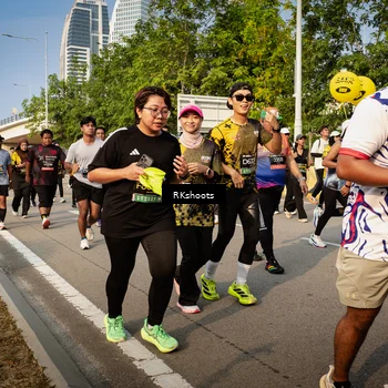 Runner Photo 6562639
