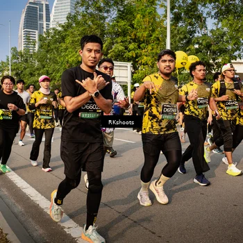 Runner Photo 6562645