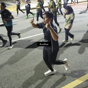 Runner Photo 6562662