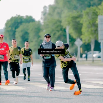 Runner Photo 6562665