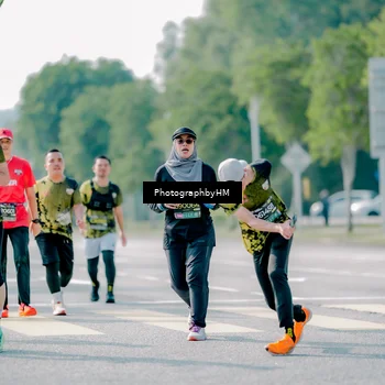 Runner Photo 6562673