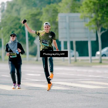 Runner Photo 6562695