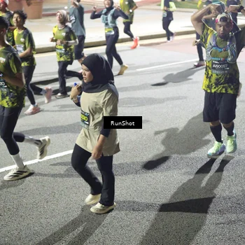 Runner Photo 6562701
