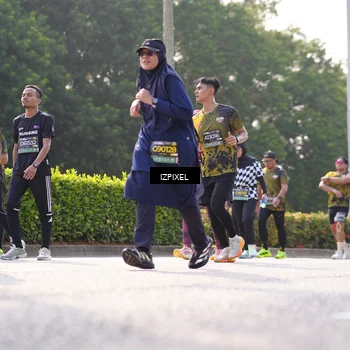 Runner Photo 6562721