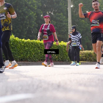 Runner Photo 6562740