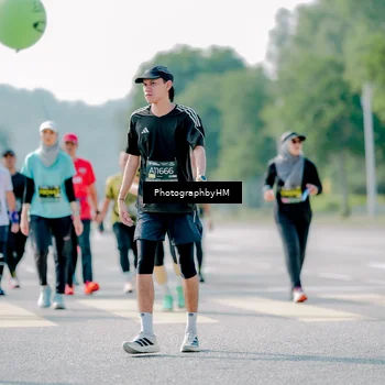 Runner Photo 6562747