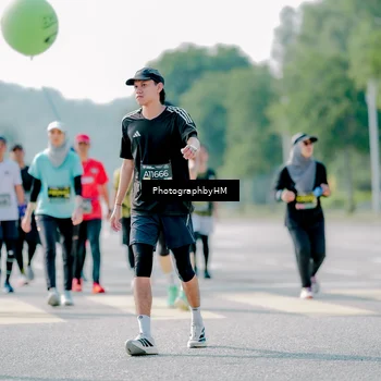 Runner Photo 6562749