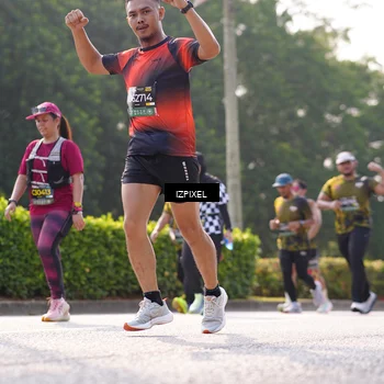Runner Photo 6562762