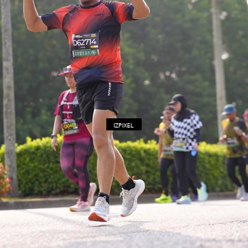 Runner Photo 6562782