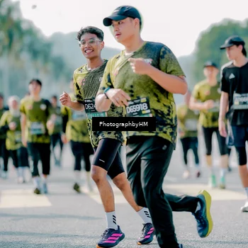 Runner Photo 6562810