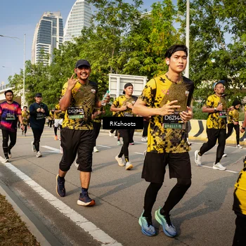 Runner Photo 6562842