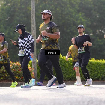 Runner Photo 6562853