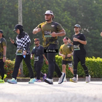 Runner Photo 6562866
