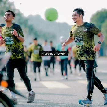 Runner Photo 6562868
