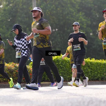Runner Photo 6562870