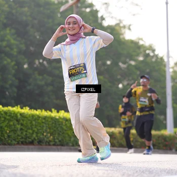 Runner Photo 6563012