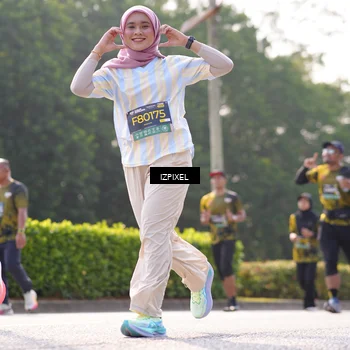 Runner Photo 6563028