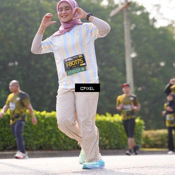 Runner Photo 6563035