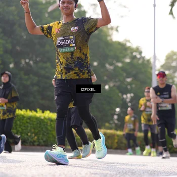 Runner Photo 6563078