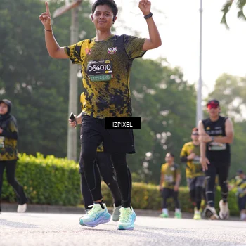 Runner Photo 6563082