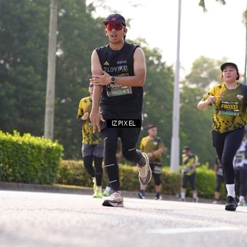 Runner Photo 6563141