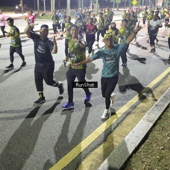 Runner Photo 6563252