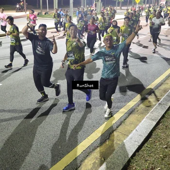 Runner Photo 6563260