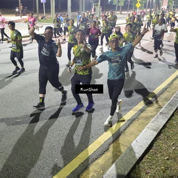 Runner Photo 6563293