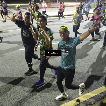 Runner Photo 6563353