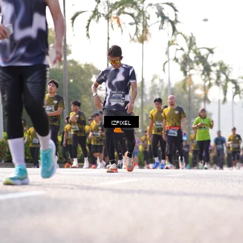 Runner Photo 6563354