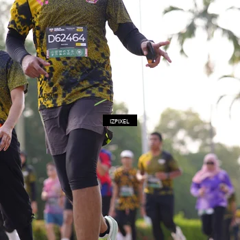 Runner Photo 6563475