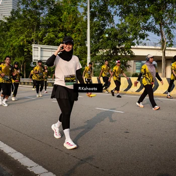 Runner Photo 6563476