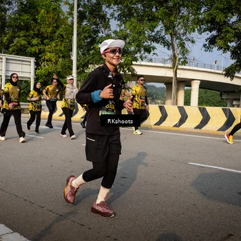Runner Photo 6563522