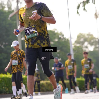 Runner Photo 6563563