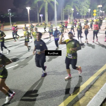 Runner Photo 6563615