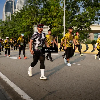 Runner Photo 6563634