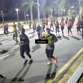 Runner Photo 6563638