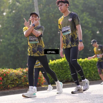 Runner Photo 6563659