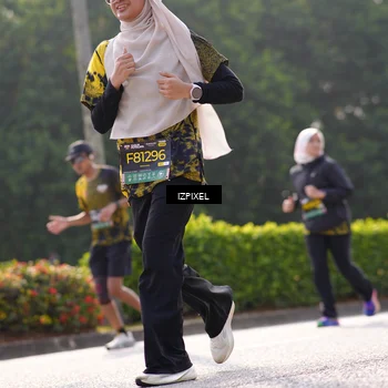 Runner Photo 6563679