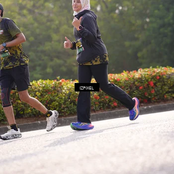 Runner Photo 6563738