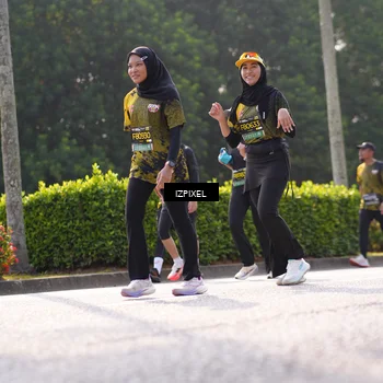 Runner Photo 6563773