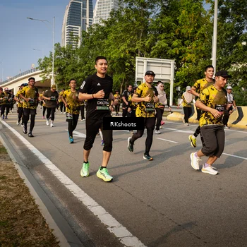 Runner Photo 6563778