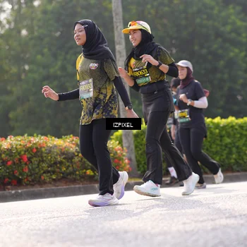 Runner Photo 6563809