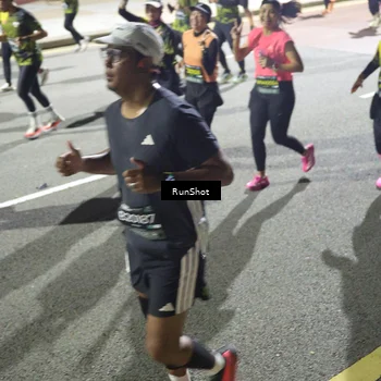 Runner Photo 6563835