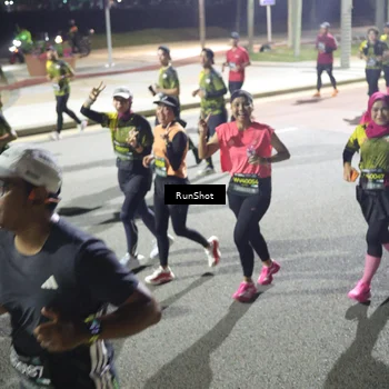 Runner Photo 6563849