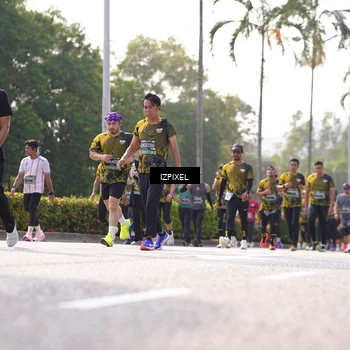 Runner Photo 6563864