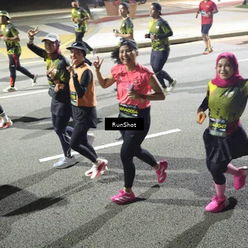 Runner Photo 6563908