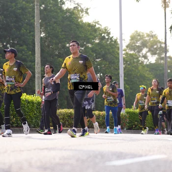 Runner Photo 6564000