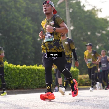 Runner Photo 6564008